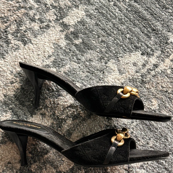 SOLD: YSL Le Maillon Chain Mule Sandals - Picture 2 of 5